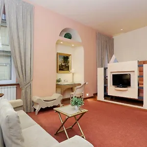 Apartment In Your Heart - Spagna, Rome