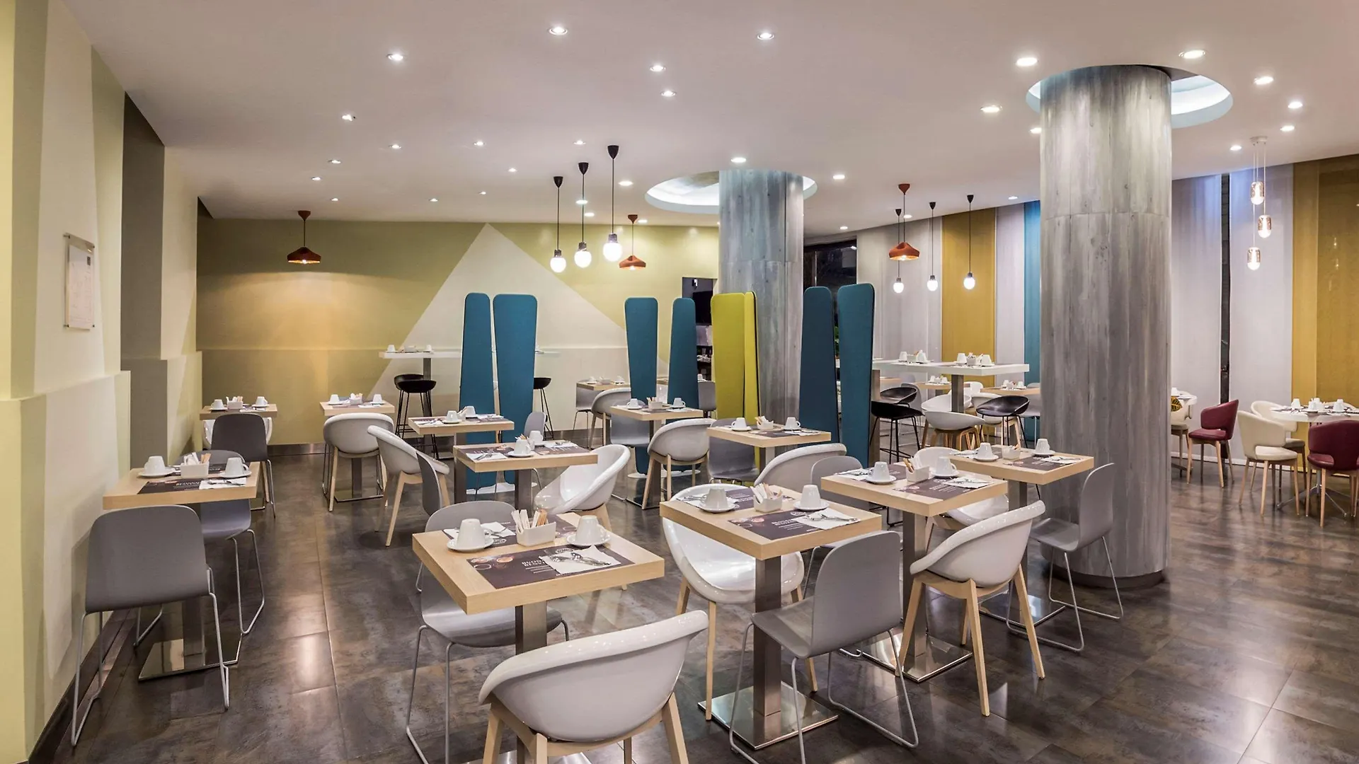 Mercure Roma Piazza Bologna 3*,