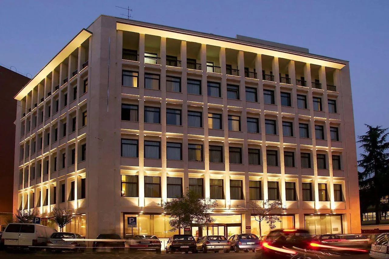 Mercure Roma Piazza Bologna Olaszország